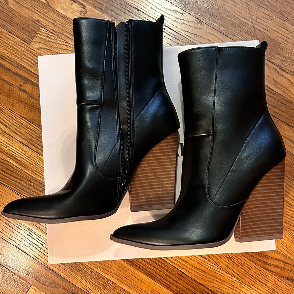 JustFab Boots - Picture 6 of 10